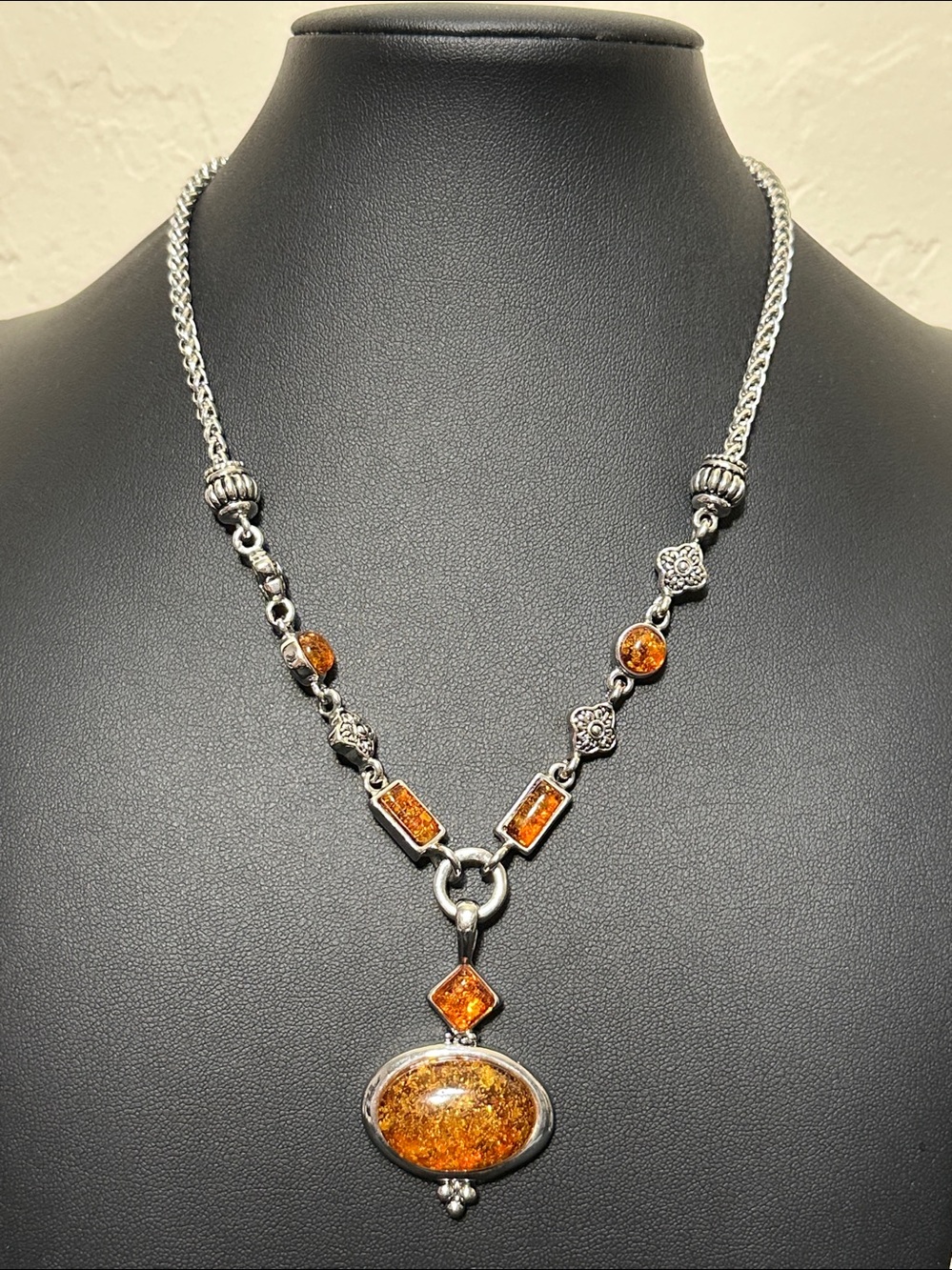 Premier Designs Safari Simulated Amber Silver Tone Statement Necklace